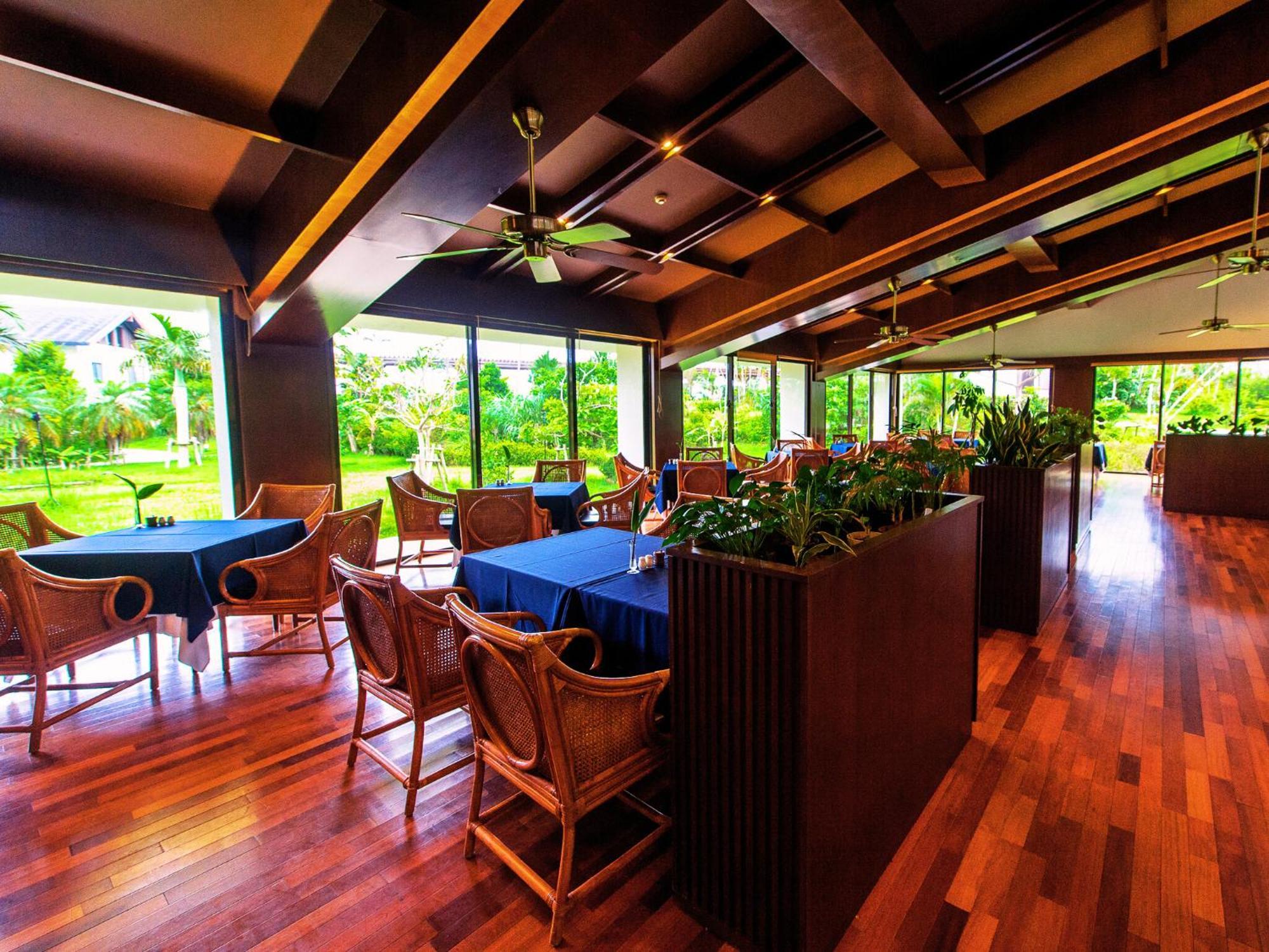 Livemax Amms Canna Resort Villa Ginoza Eksteriør billede